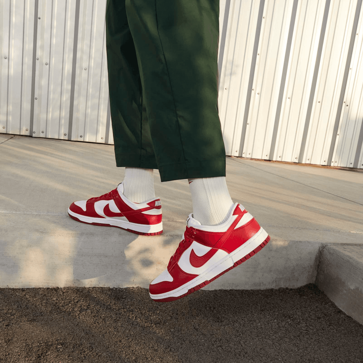Nike Dunk Low Next Nature White Gym Red (W) - DN1431-101 Raffles 