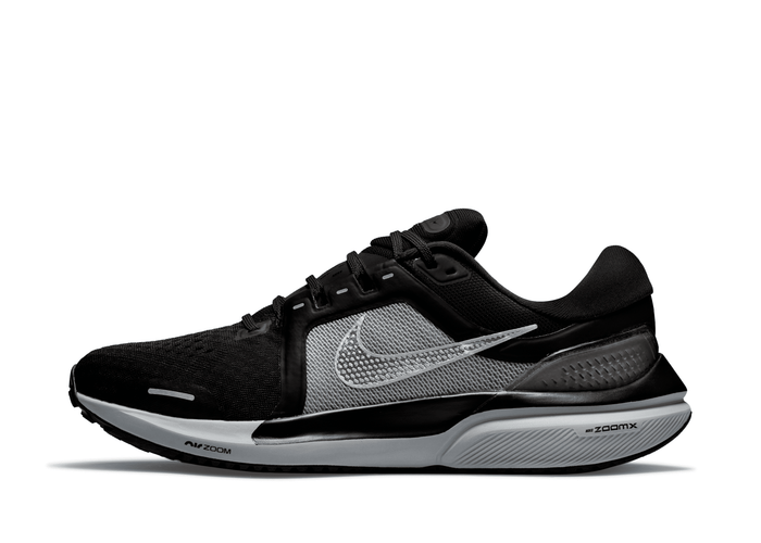 Nike Air Zoom Vomero 16 (Black)
