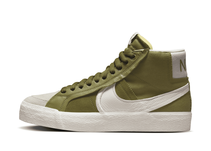 Nike SB Zoom Blazer Mid Premium Plus Skate Shoes in Green