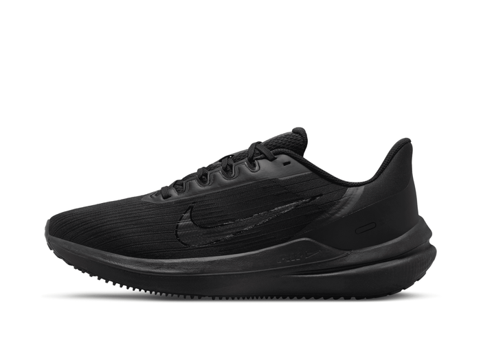Nike Winflo 9 Road Running Shoes in Black