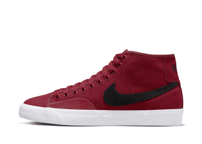 Nike SB Blazer Court Mid Premium Skate Shoes in Red