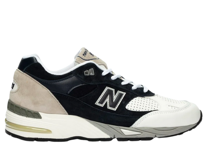 New Balance 991 x Sneakersnstuff Navy
