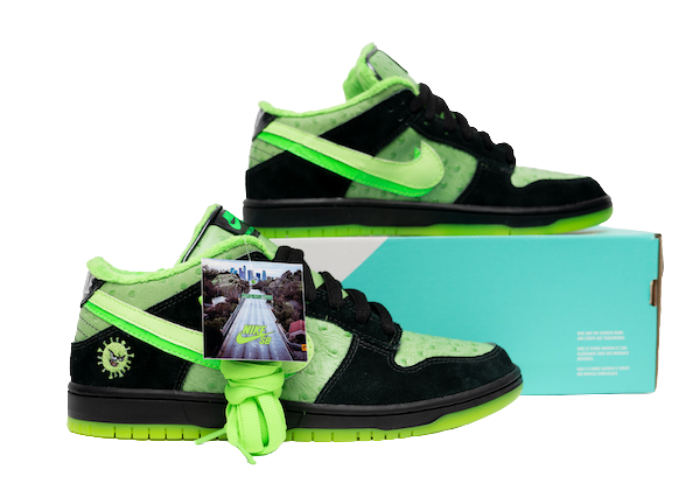 airthirtytwo x Nike SB Dunk Low Stay Home