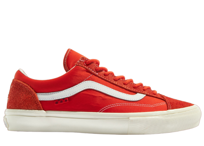 Vans Skate Style 36 Pro Pop Trading Company Red