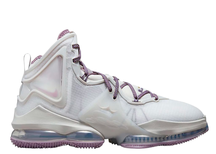 Nike LeBron 19 Strive For Greatness