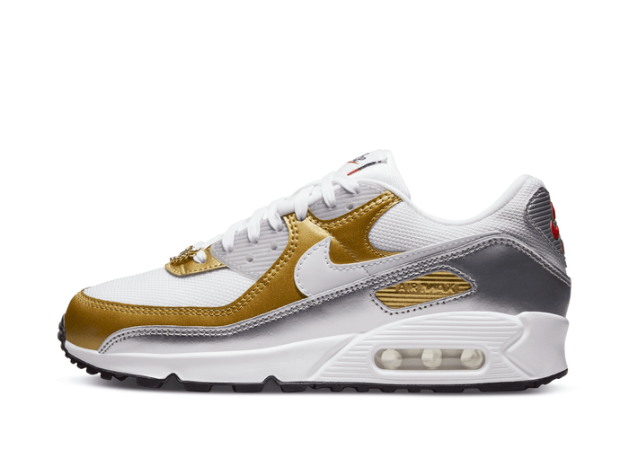 Nike Air Max 90 SE Shoes in White