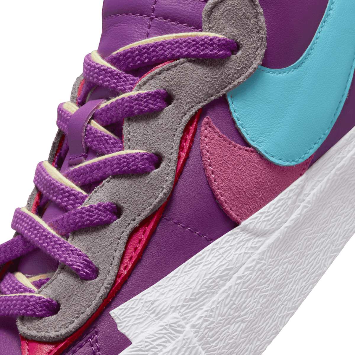 Nike Blazer Low sacai KAWS Purple Angle 7