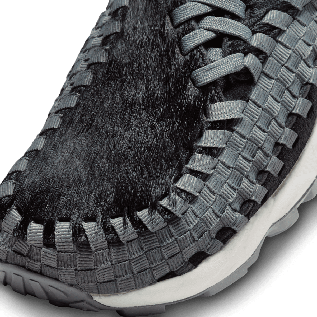 Nike Air Footscape Woven Black Smoke Grey Angle 4
