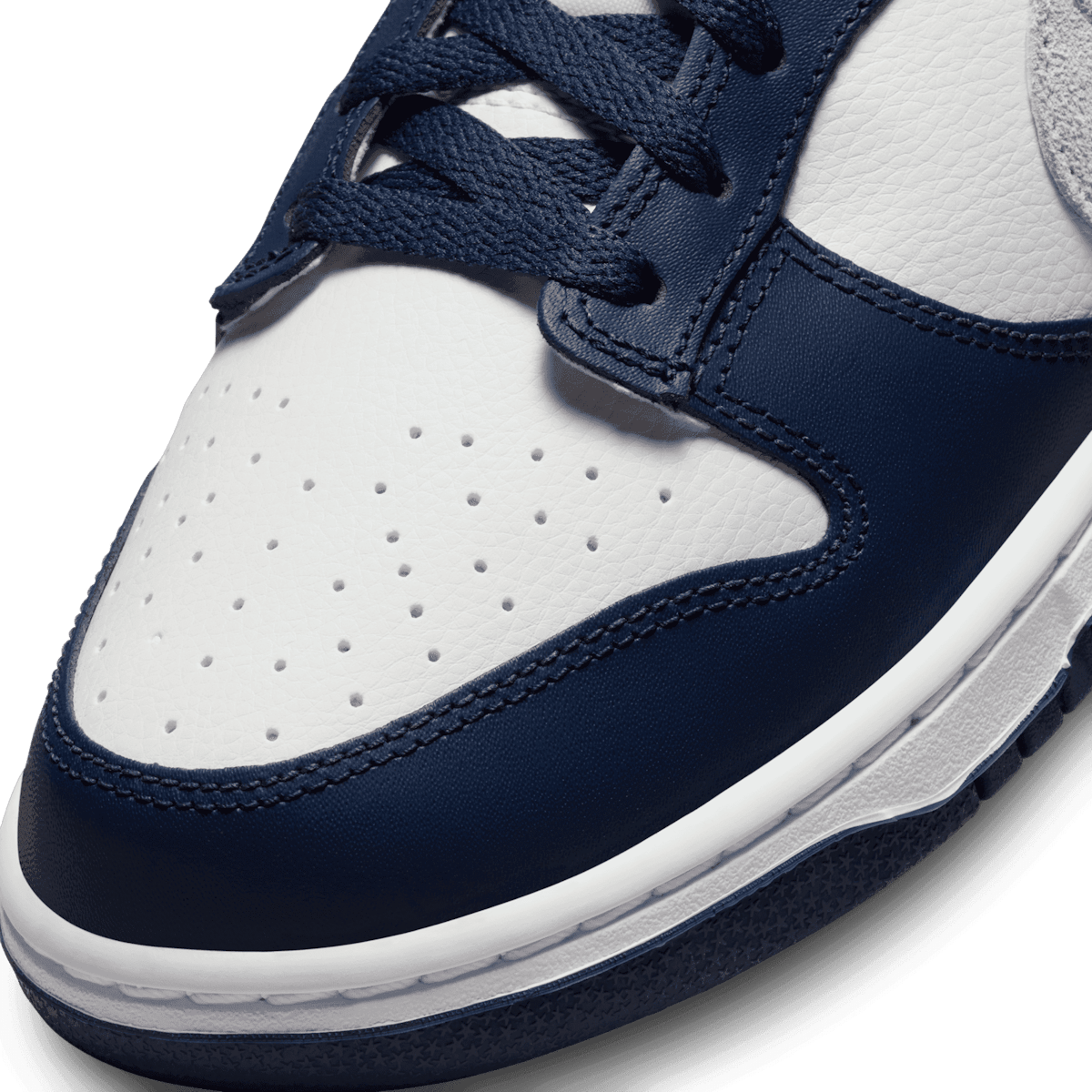 Nike Dunk Low Midnight Navy Angle 4