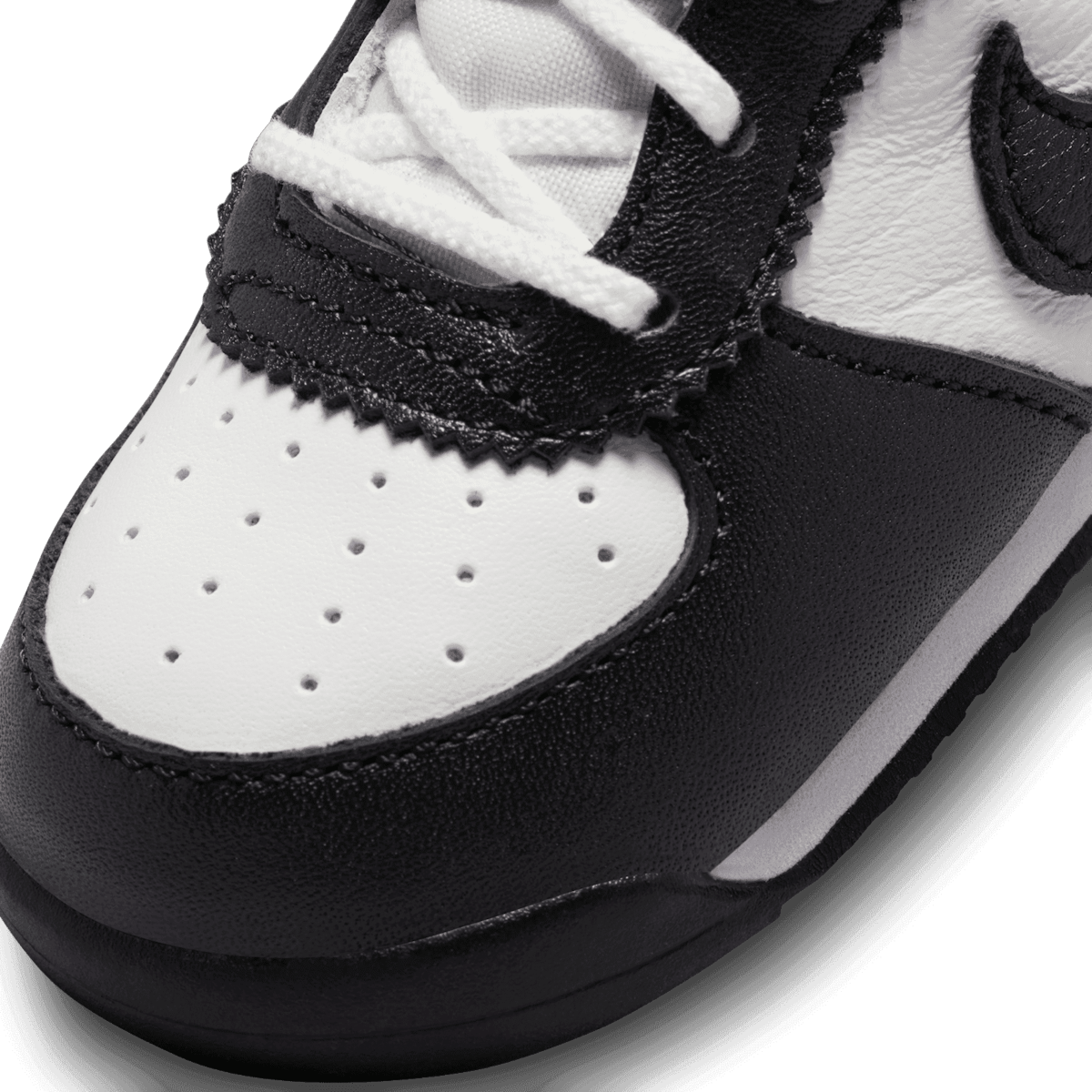 Air Jordan 1 High 85 Black White (TD) Angle 4