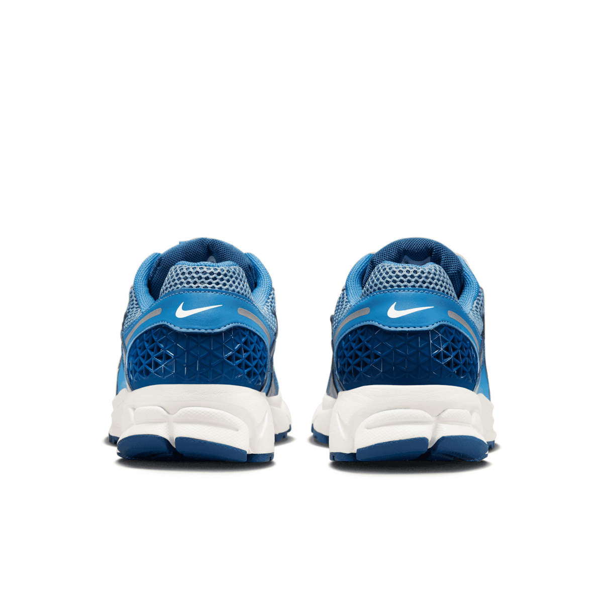 Nike Zoom Vomero 5 Worn Blue Angle 4