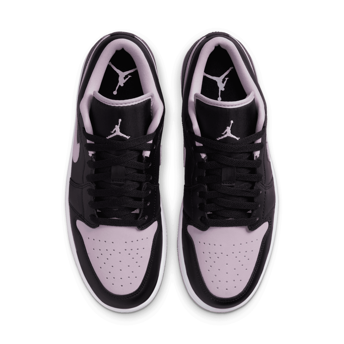 Air Jordan 1 Low SE Black Iced Lilac Angle 1