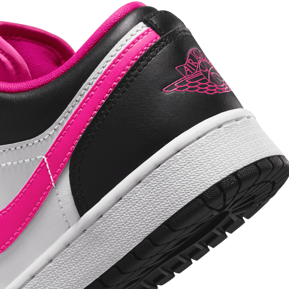 Air Jordan 1 Low Fierce Pink (GS) Angle 5