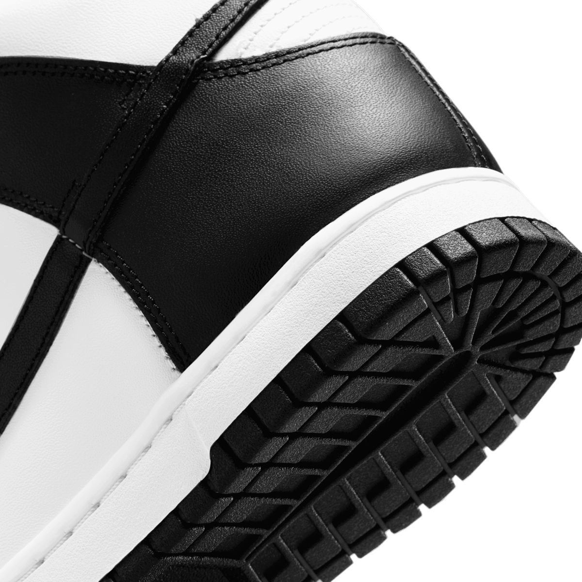 Nike Dunk High Black White (W) Angle 6