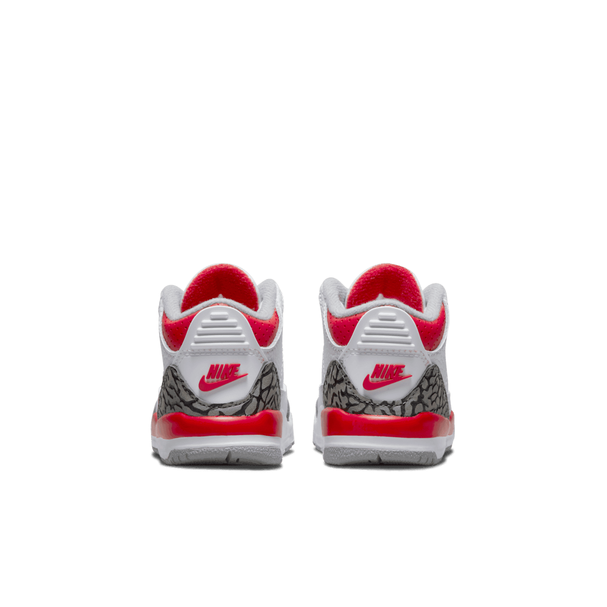Air Jordan 3 Retro Fire Red (2022) (TD) Angle 3