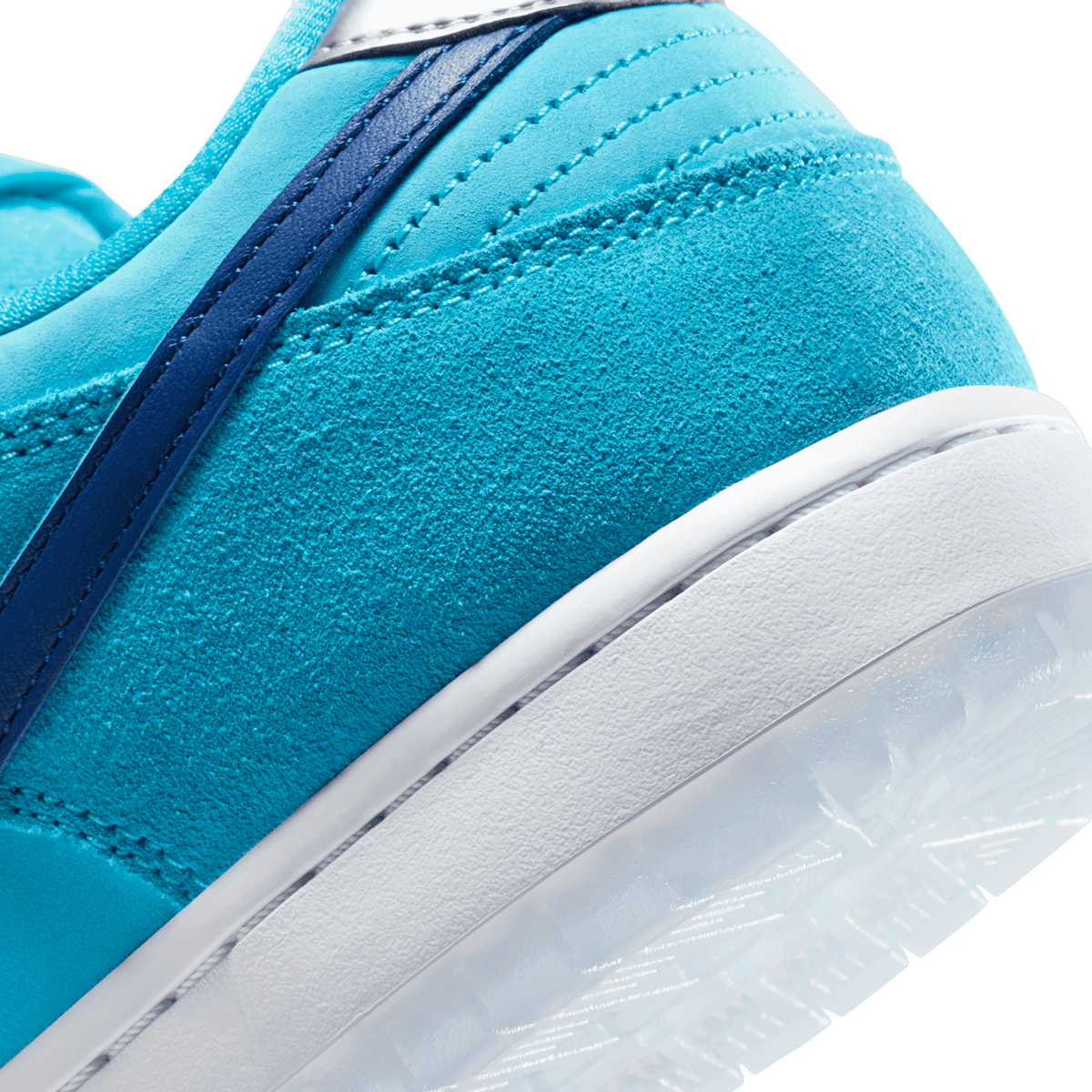 Nike SB Dunk Low Pro Blue Fury Angle 5