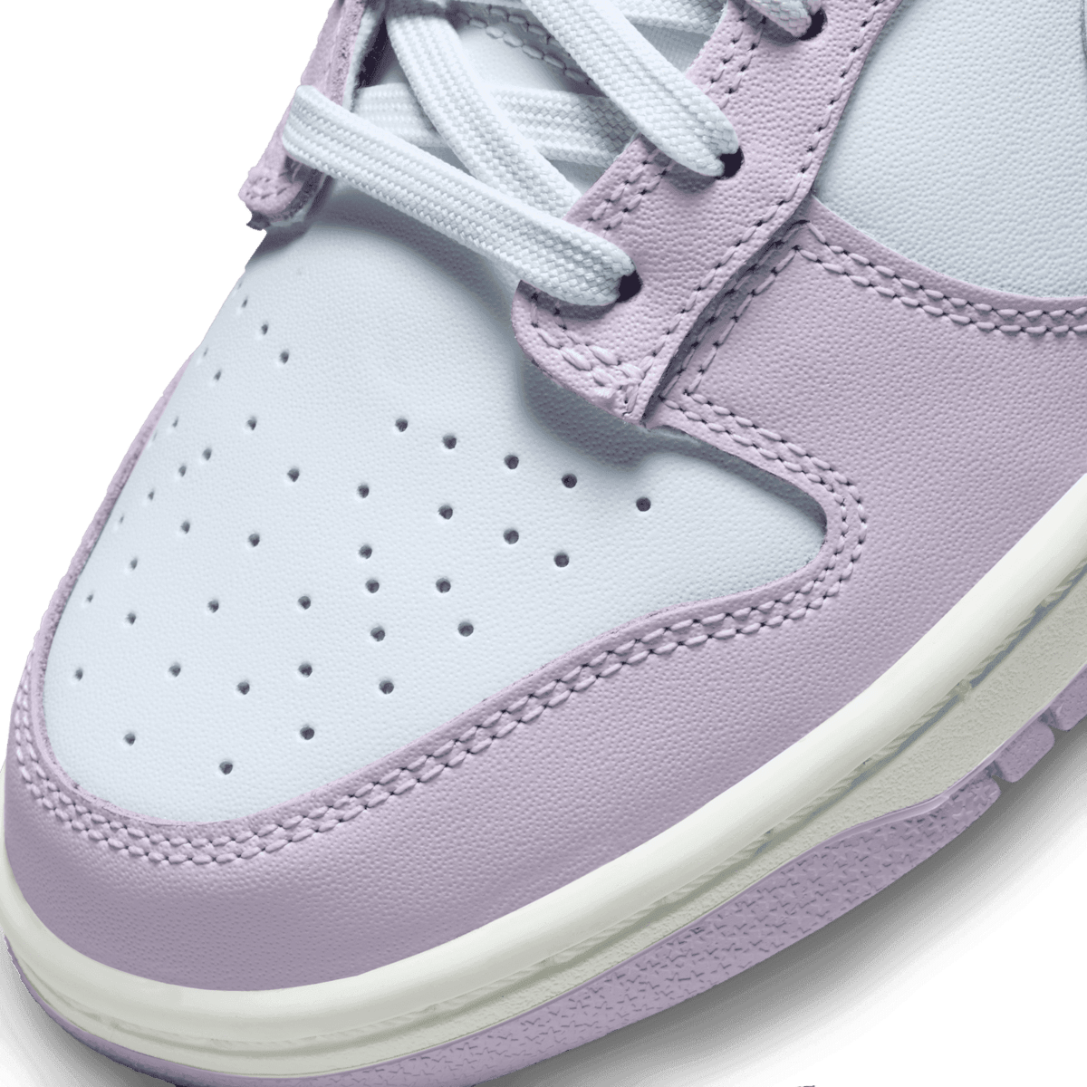 Nike Dunk Low Easter (W) Angle 4