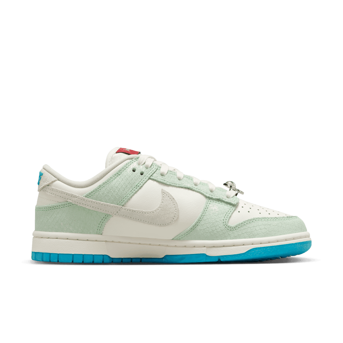 Nike Dunk Low LX Just Do It Dusty Cactus (W) Angle 1