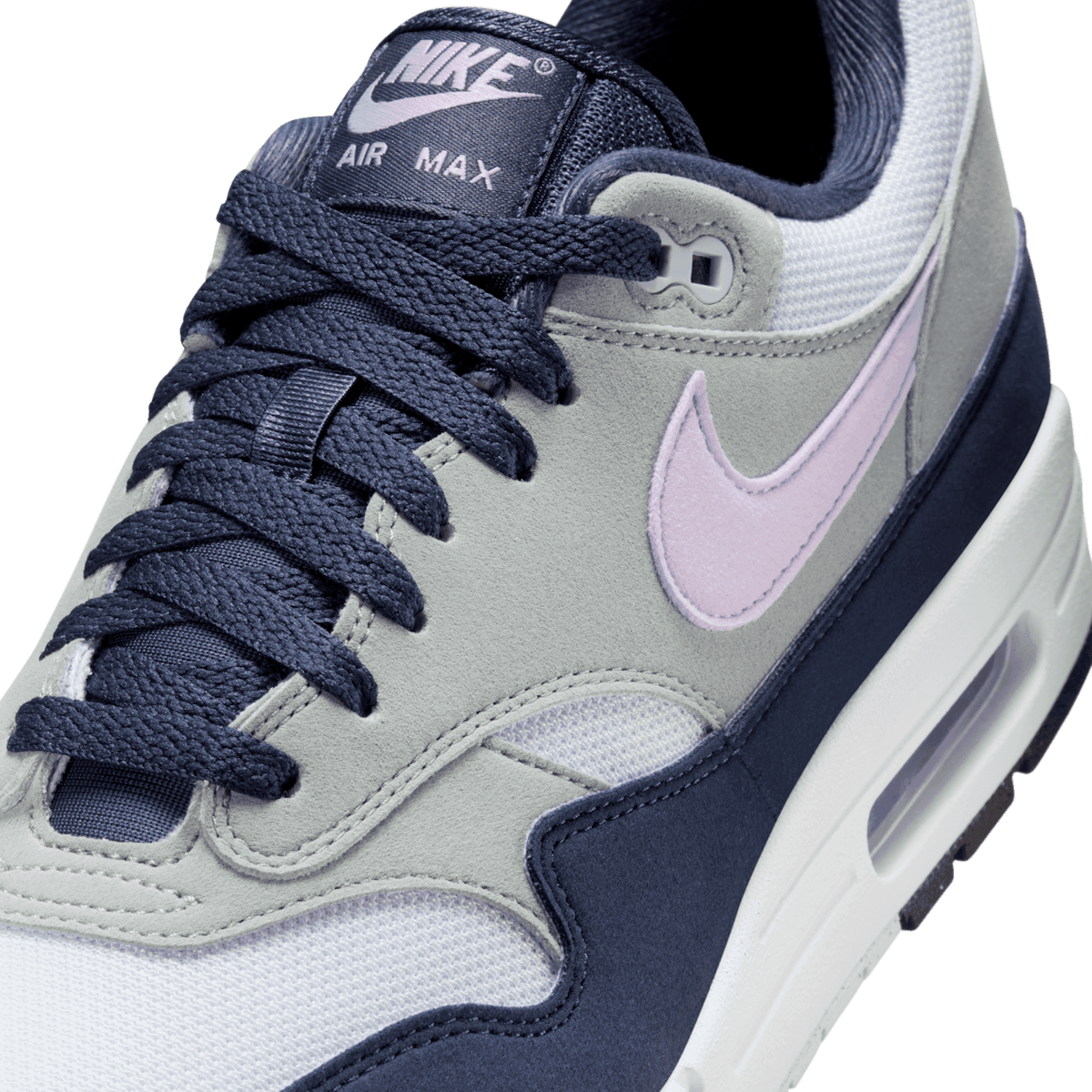 Nike Air Max 1 Football Grey Lilac Bloom Angle 5