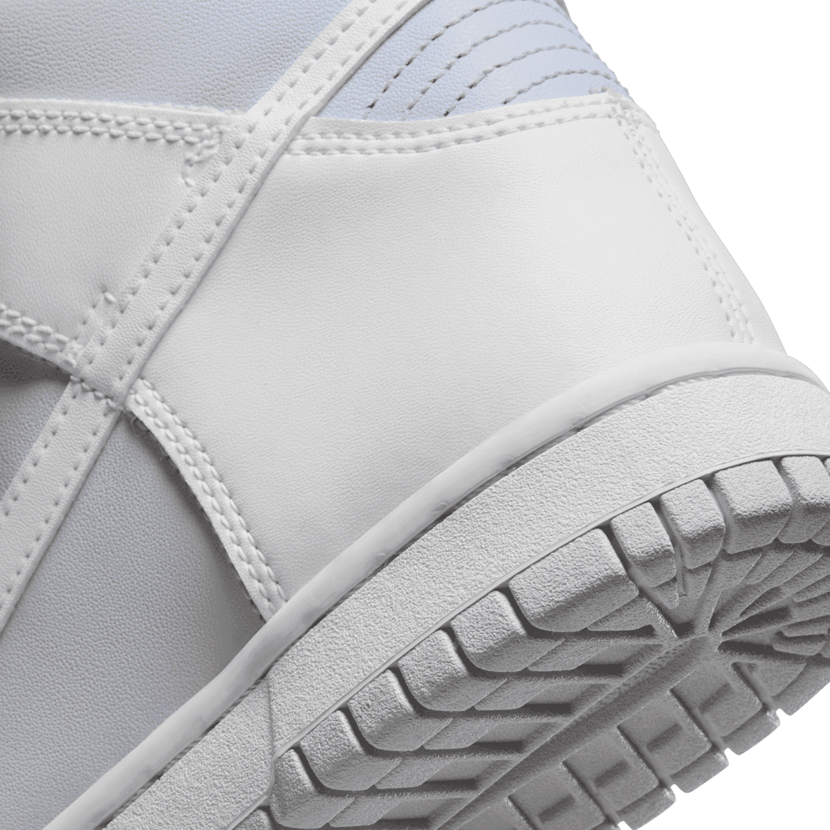 Nike Dunk High Summit White Football Grey (GS) Angle 5