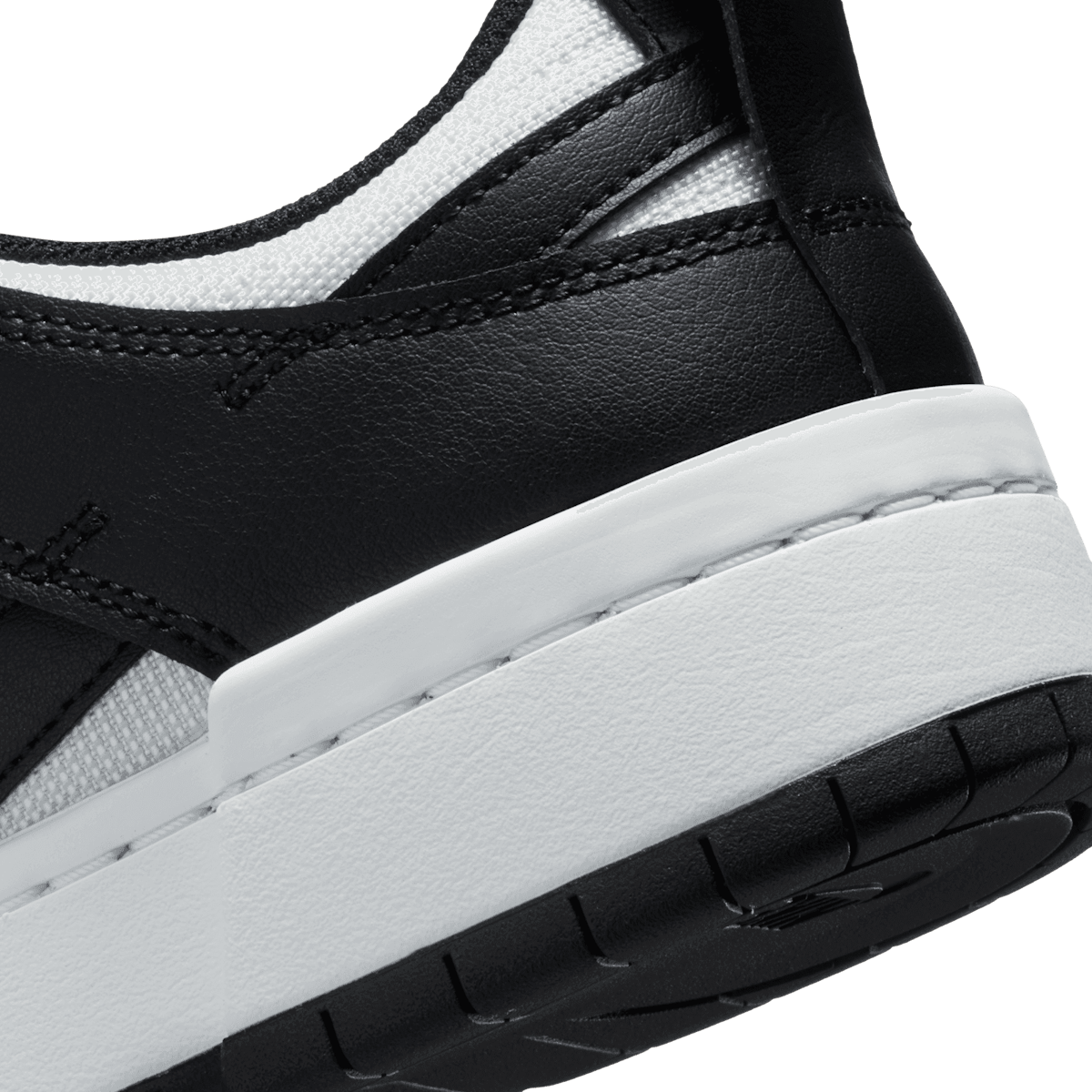 Nike Dunk Low Disrupt Black White (W) Angle 5