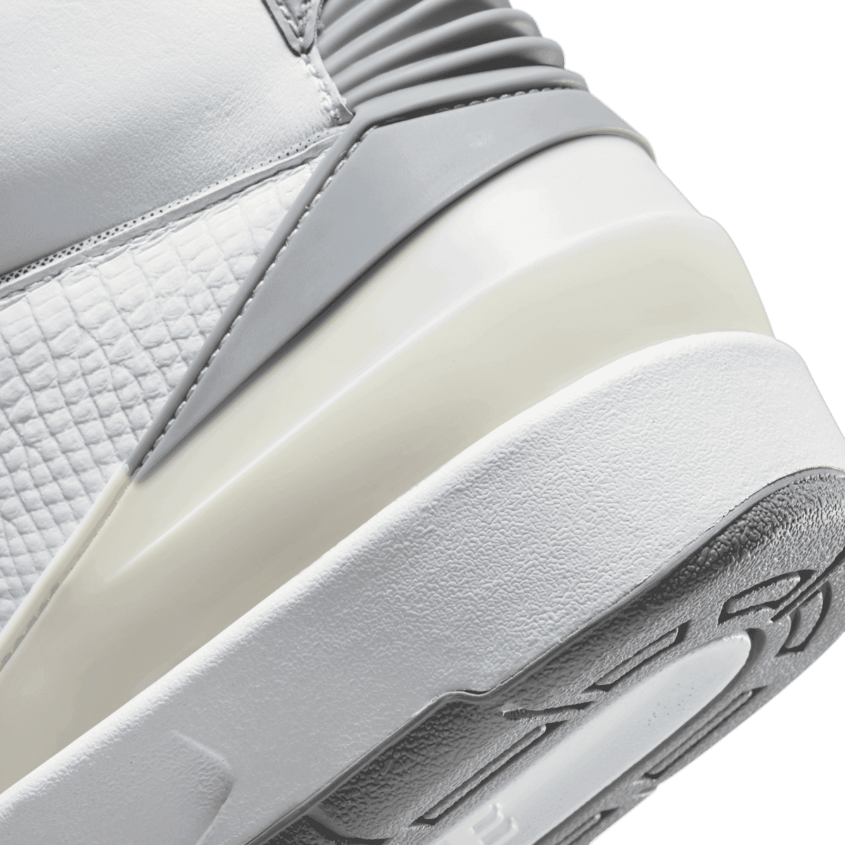 Air Jordan 2 Cement Grey Angle 5