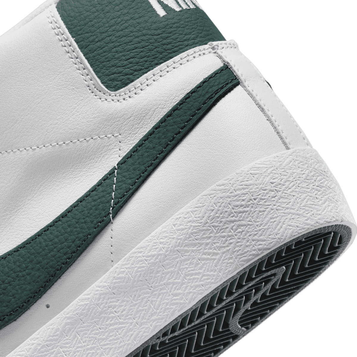 Nike SB Zoom Blazer Mid Orange Label White Pro Green Angle 5