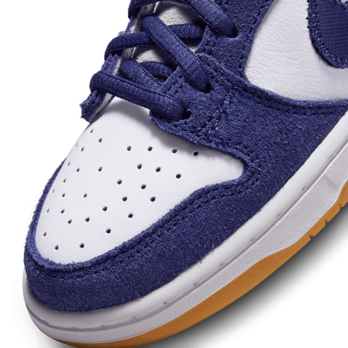 Nike SB Dunk Low Los Angeles Dodgers (PS) Angle 4