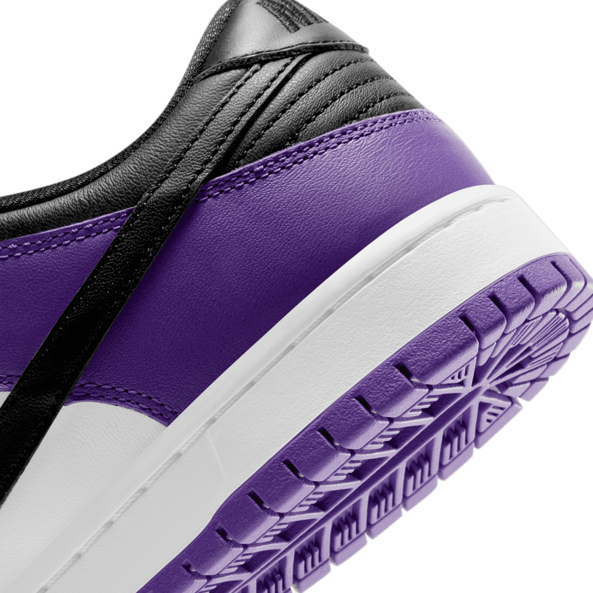 Nike SB Dunk Low Court Purple Angle 5