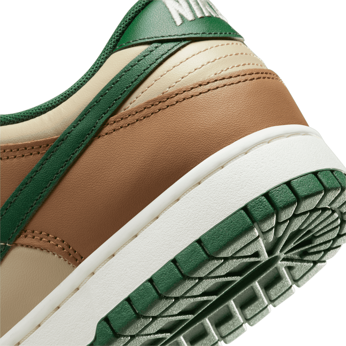 Nike Dunk Low Rattan Gorge Green Angle 5