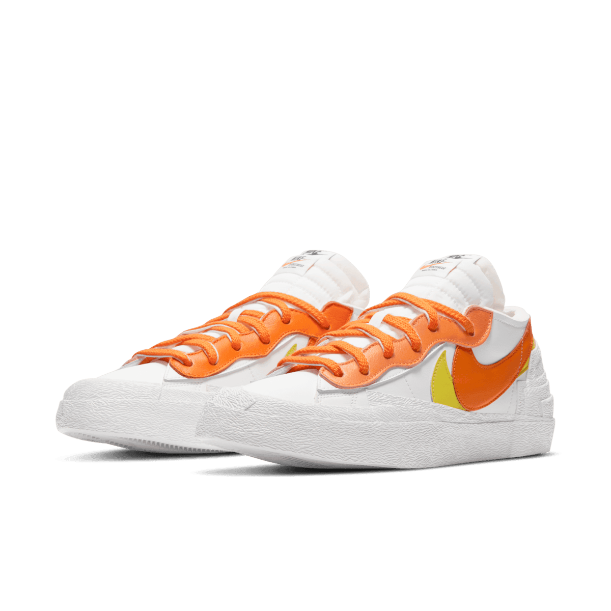 Nike Blazer Low sacai White Magma Orange Angle 2