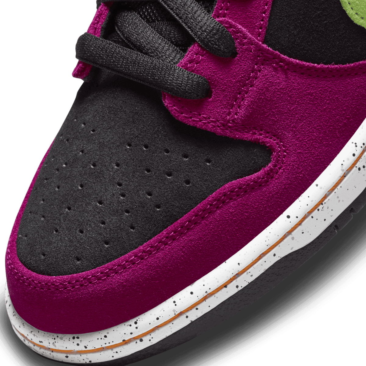 Nike SB Dunk Low Pro Red Plum Angle 4