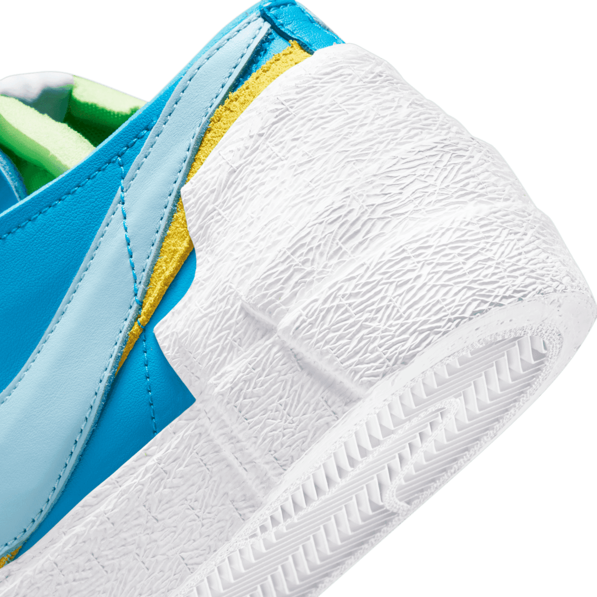 Nike Blazer Low sacai KAWS Neptune Blue Angle 5