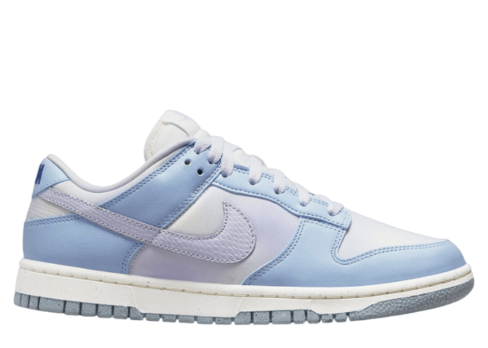 Nike Dunk Low Airbrushed Light Blue (W)
