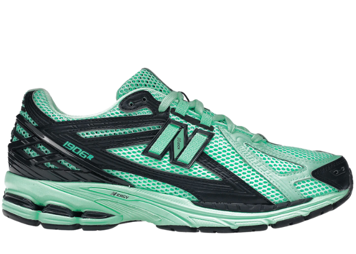 New Balance 1906R size? Exclusive Green Black